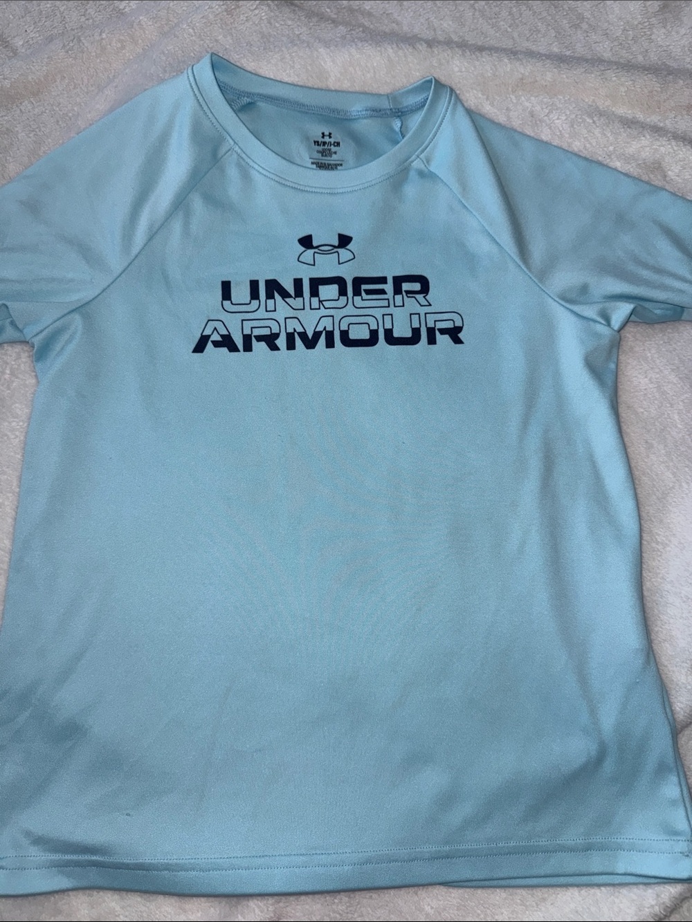 Boys under armour tshirt